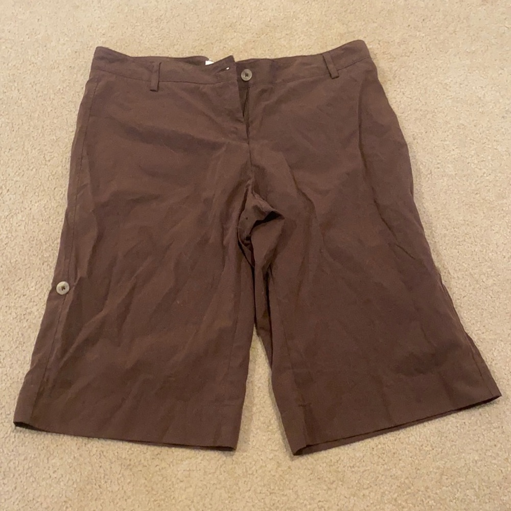 Women’s brown weatherproof shorts